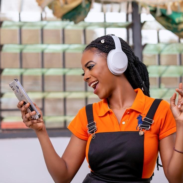 Ravi Kapoor, Client Relations Director, discussing corporate gifting strategy with business clients